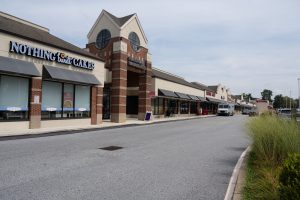 Exterior view of a strip mall.