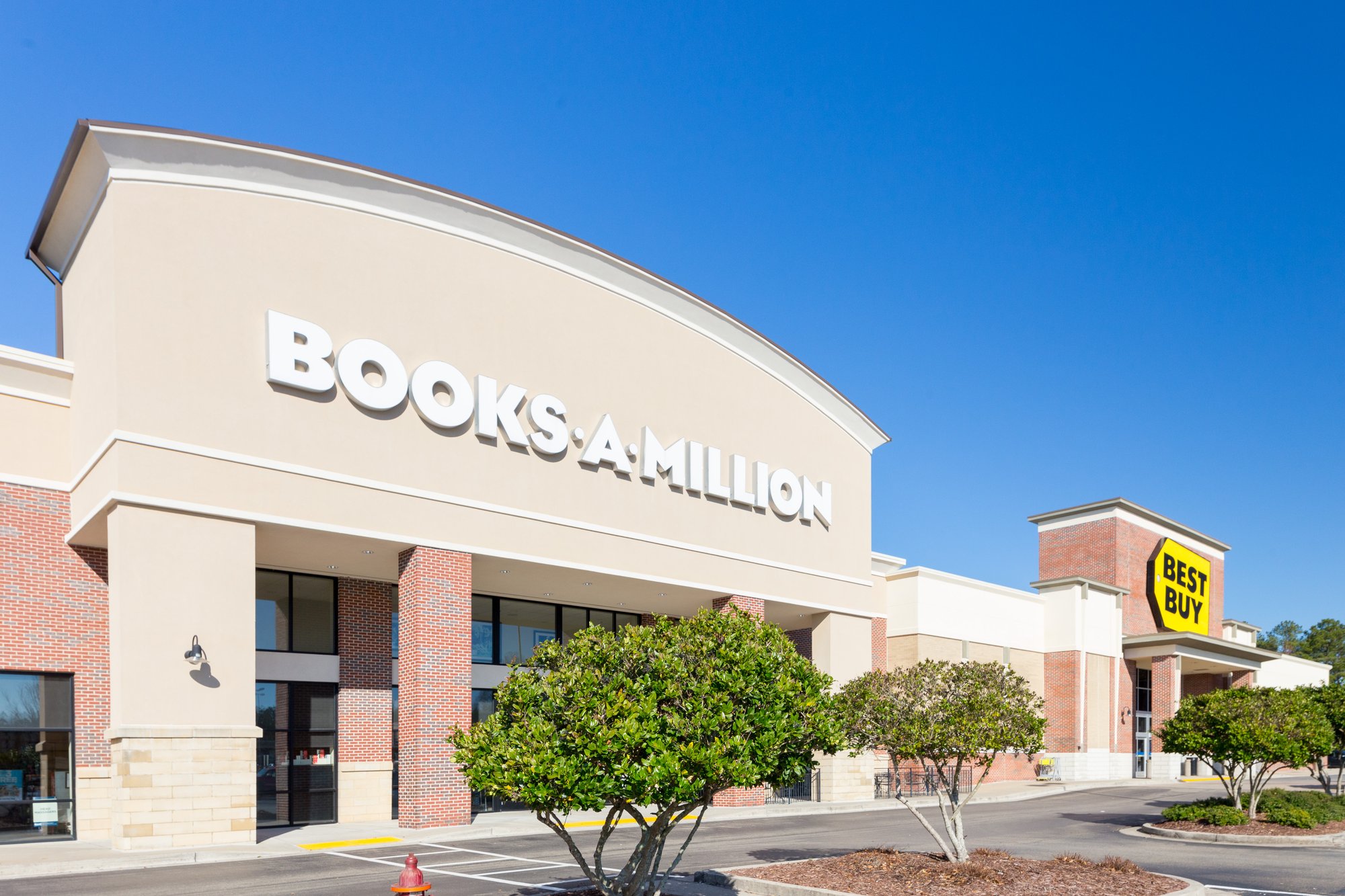 Books-A-Million bookstore exterior