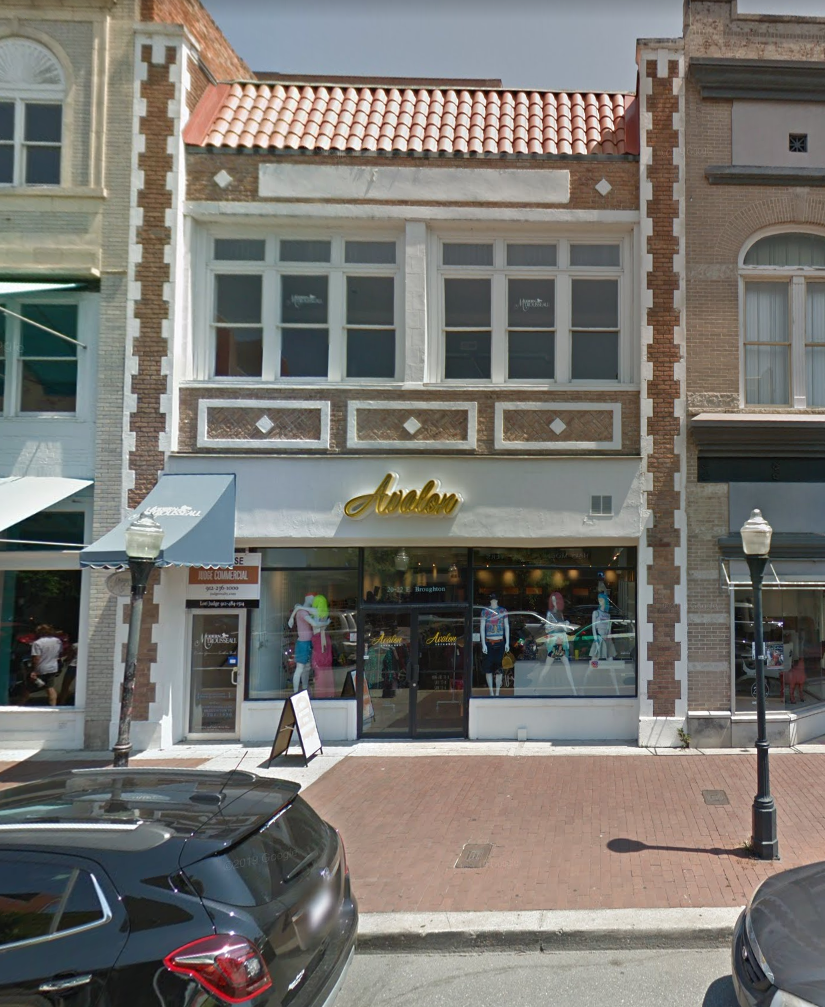 Amelia's Boutique storefront
