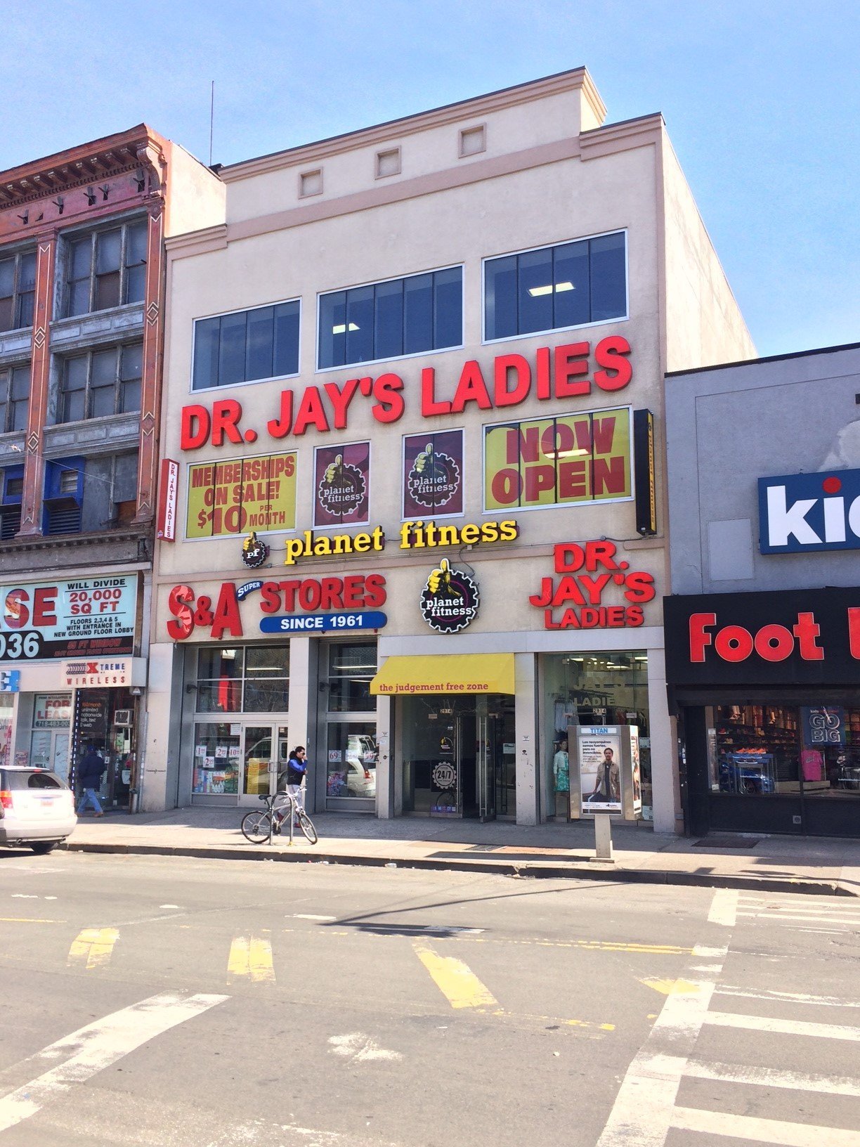 Dr. Jay's Ladies store front